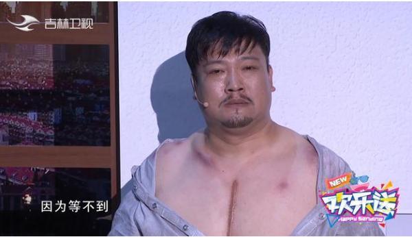 “喜劇人”賈冰：28歲當團長，35歲副處級，37歲辭職後爆紅