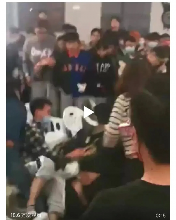 慶祝EDG奪冠的夜晚，究竟還發生了什麼？