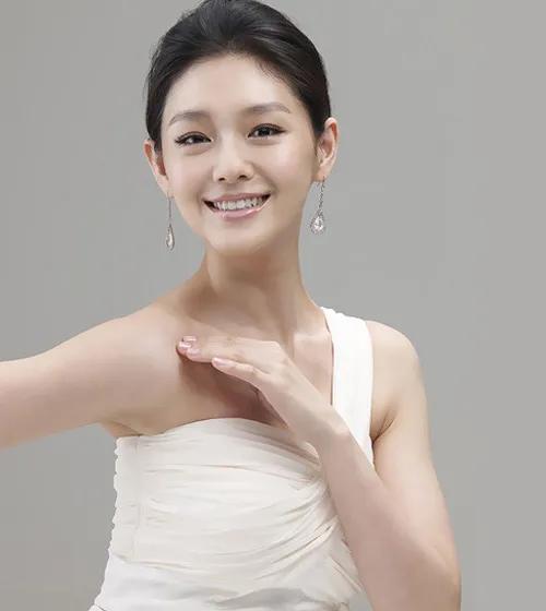 大S，倔強的站立