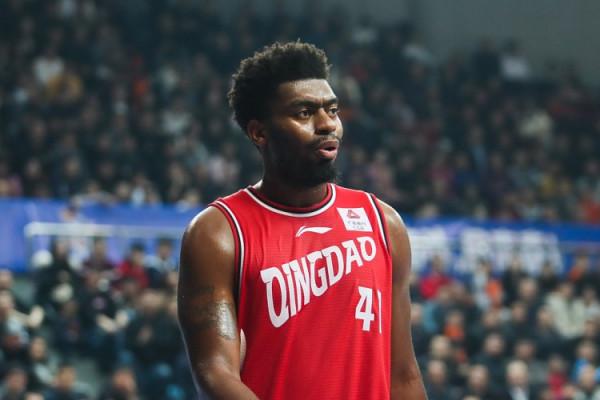 CBA四訊息,山東隊外援確定,青島續約外援,李月汝曬幸福照 CBA四訊息,山東隊外援確定,青島續約外援,李月汝曬幸福照