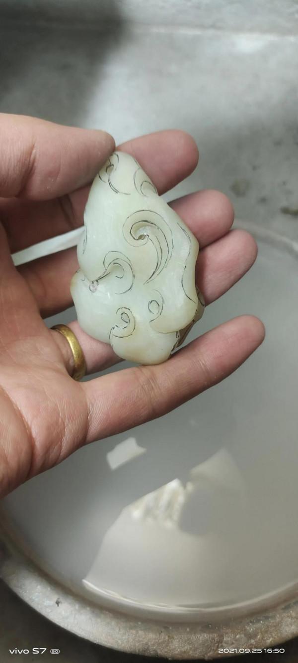 和田玉且末糖白,富甲天下 和田玉且末糖白,富甲天下