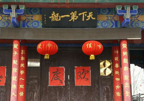 1988年，河北村民挖沙，挖出300多米石頭巨龍，專家研究至今