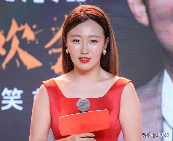 潘長江女兒新電影沒人看,單日票房僅451元,製作方被坑慘了 潘長江女兒新電影沒人看,單日票房僅451元,製作方被坑慘了