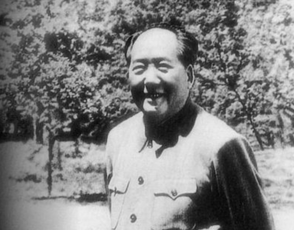 1955年授銜時,主席看到這位少將,笑道:你也當上少將啦 1955年授銜時,主席看到這位少將,笑道:你也當上少將啦