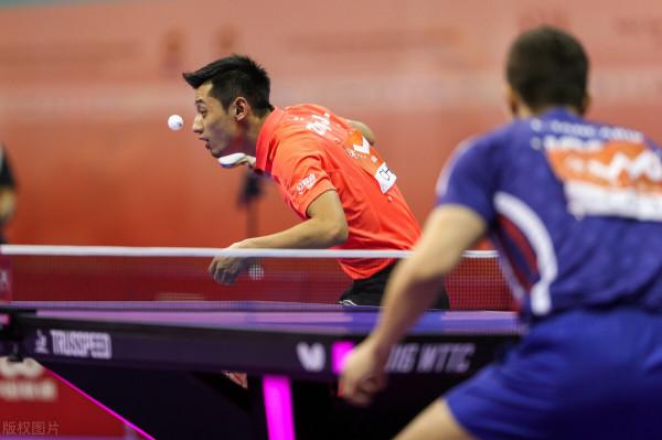 打乒乓球,要想贏球,就得掌握幾個自己拿手的發球套路 打乒乓球,要想贏球,就得掌握幾個自己拿手的發球套路