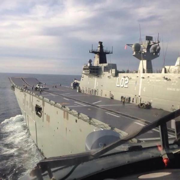 “堪培拉”級兩棲攻擊艦圖集（118圖）