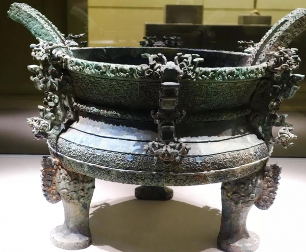 河南一水庫，考古專家挖出6條“金龍”，發現春秋楚國大墓