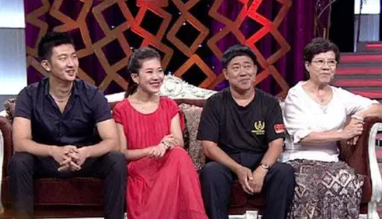 “大孝子”杜旭東：讓喪夫繼母老有所依，你依然是我的媽