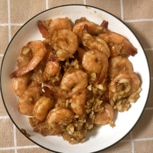 10分鐘懶人必備菜,有了蒜蓉大蝦全搞定 10分鐘懶人必備菜,有了蒜蓉大蝦全搞定