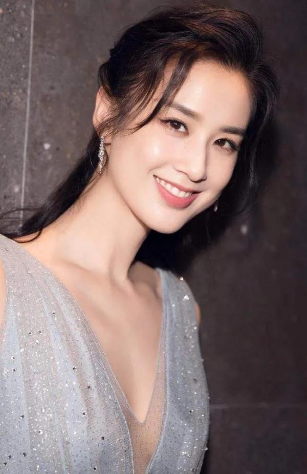 治癒系女神:黃聖依 治癒系女神:黃聖依