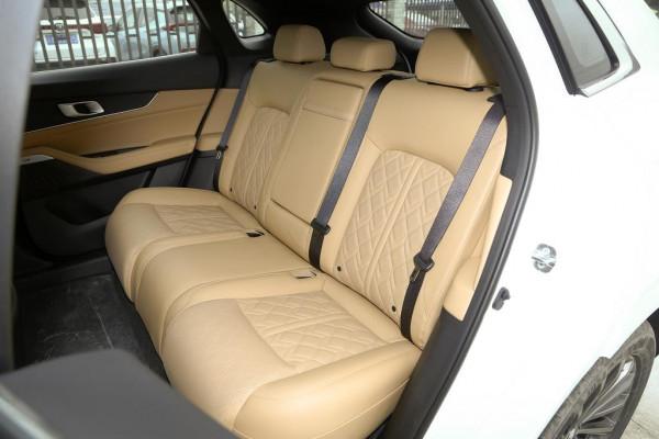 2.0T配愛信8AT，高顏值SUV，長安UNI-K，指導價14.59-18.49萬