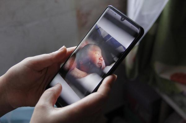 男嬰出生後哭鬧不止，媽媽沒放在心上，直到半歲才發現已釀下悲劇