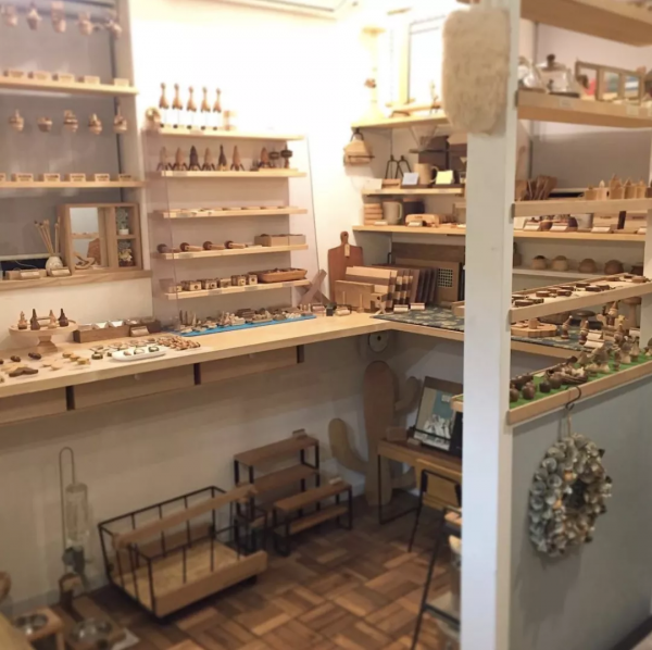 小夫妻堅持不生孩子不買房,蝸居50㎡小家21年:別太低估婚姻 小夫妻堅持不生孩子不買房,蝸居50㎡小家21年:別太低估婚姻