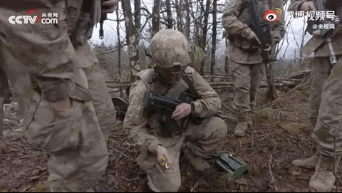 “如果我犧牲了,把我忘了就行……” “如果我犧牲了,把我忘了就行……”