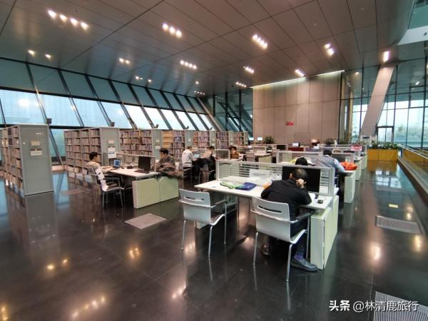 中國這座圖書館被評為亞洲最大，場面恢宏壯觀，看書都成了享受