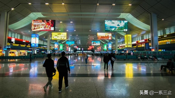 為了一碗蘭州拉麵,我特地飛到蘭州去中轉 為了一碗蘭州拉麵,我特地飛到蘭州去中轉