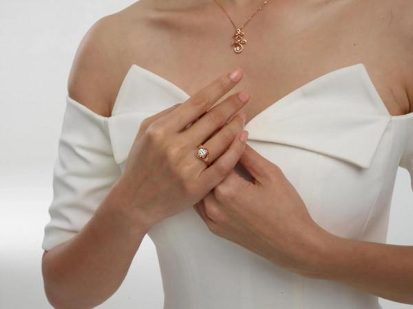 宋佳無美顏生圖，未修超清生圖，白色連衣裙美照