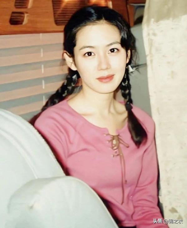 年輕時的孫藝珍,哭起來梨花帶雨,笑起來明媚動人 年輕時的孫藝珍,哭起來梨花帶雨,笑起來明媚動人