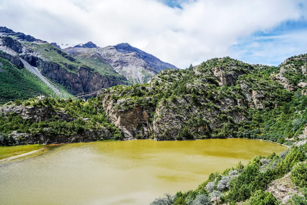 越駕越野！重慶極限穿越自駕遊車隊繼續探尋洛隆邊壩秘境之地