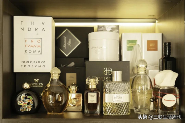 追尋“本命香”和“同味圈層”的年輕人 追尋“本命香”和“同味圈層”的年輕人