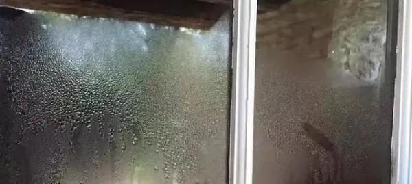 窗戶出現冷凝水怎麼解決？