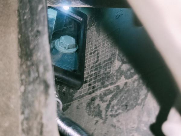 w12缸賓利飛馳：二手車驗車師與精修師傅的較量