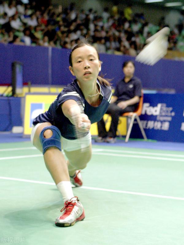 皮紅豔的故事：因身高太矮被教練開除，入外籍奪冠，經歷令人心疼