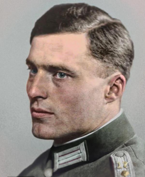 隆美爾被迫服毒自殺細節：只給10分鐘與家人告別，兒子曾想突圍