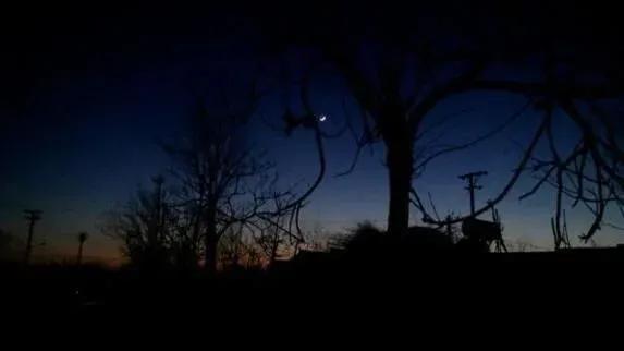 四十年了,想起那夜驚遇,我仍心有餘悸 四十年了,想起那夜驚遇,我仍心有餘悸