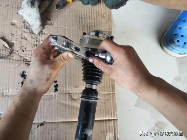 大眾高爾夫1.4T差點開報廢，燒機油、燒防凍液、缺缸大修一次解決