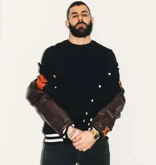 皇馬球童：向偶像泰森致敬，潮男本澤馬在社交媒體曬出帥照