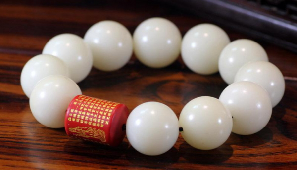 文玩：四大類15種手串，保養方法和佩戴建議