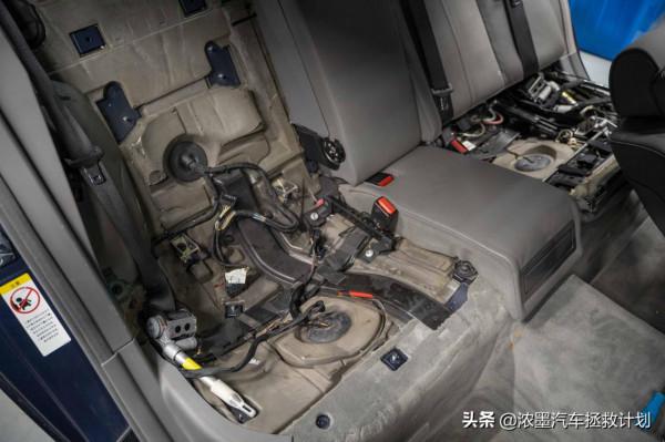 「典藏座駕」整備一臺經典的寶馬E66,於所到之處書寫下闊瀾人生 「典藏座駕」整備一臺經典的寶馬E66,於所到之處書寫下闊瀾人生