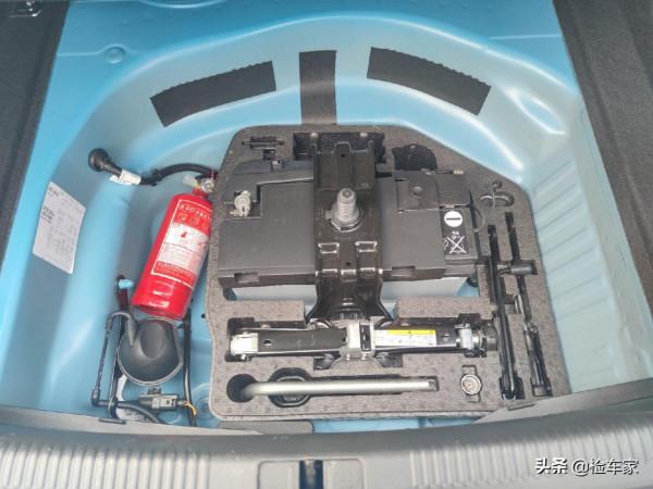 中介冒充個人賣家,五年的奧迪RS5賣高價不成,開車怒追驗車師 中介冒充個人賣家,五年的奧迪RS5賣高價不成,開車怒追驗車師