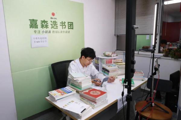 考入北大的衡中狀元：逃出了衡中，逃不出“衡中模式”思維