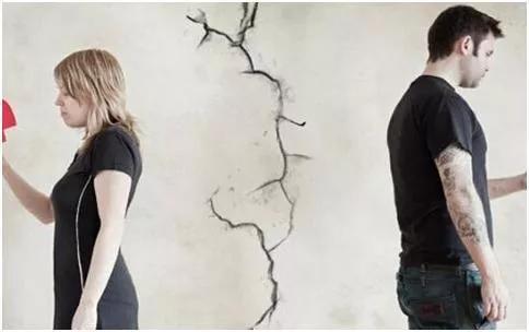 35歲單親媽媽，連相8次親均無果，這腦回路讓人無語