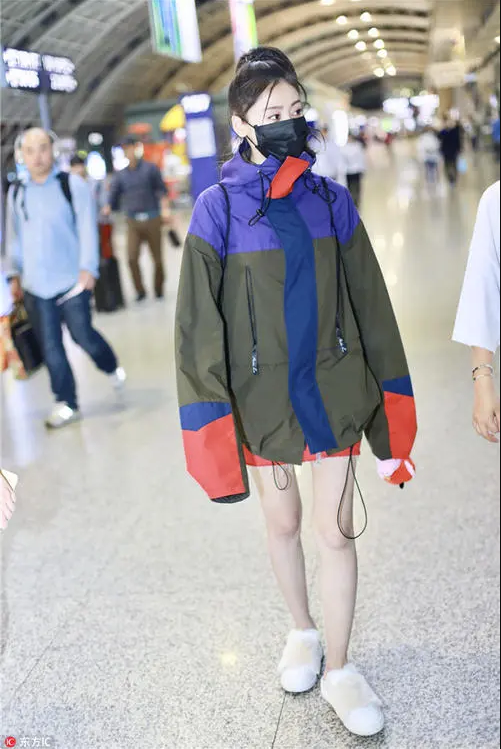 穿一件抵三件，戶外多功能外套選它