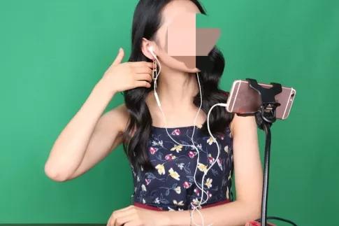 5男3女一起進山遊玩，下山離開時只有7人，保安：有點不對勁