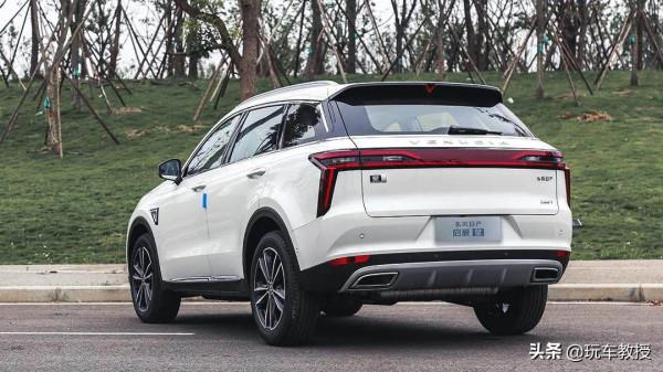 都是年輕前衛的好車 這兩款10-15萬級SUV誰更香？