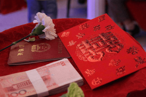 要不要生三胎？國家出手瓦解生育阻礙，年輕人敢生了嗎？