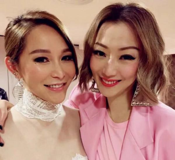 洗米嫂出遊裝太任性，穿171000外套闊太範十足，配修身牛仔太驚豔