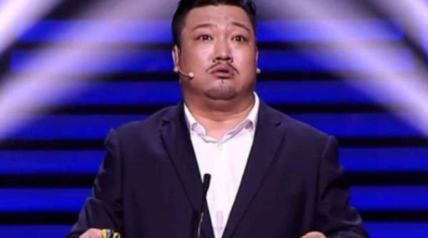 賈冰娛樂圈歷險記:17歲當兵,28歲當團長,35歲副處級;37歲爆紅 賈冰娛樂圈歷險記:17歲當兵,28歲當團長,35歲副處級;37歲爆紅