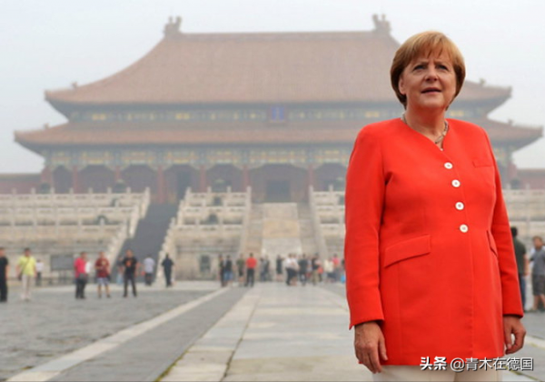 德國前總理：中國正快速崛起，美國害怕失去霸權，正走向盡頭