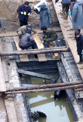 九連墩出土眾多青銅器,有一件“謎”樣的青銅器,至今不知道用途 九連墩出土眾多青銅器,有一件“謎”樣的青銅器,至今不知道用途