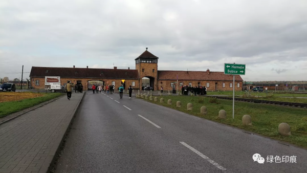奧斯維辛集中營——《蜻蜓點水遊東歐》
