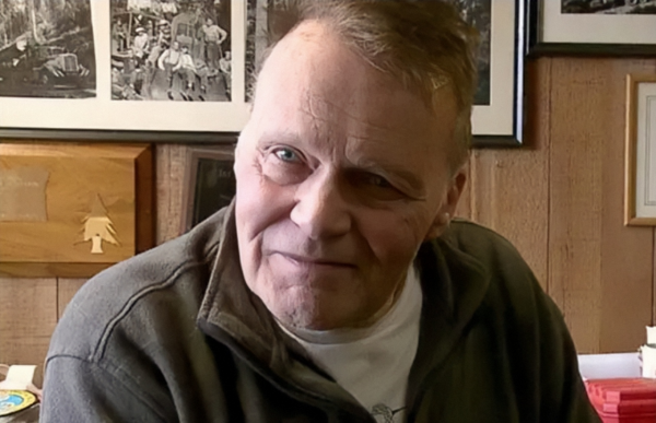 悲催的美國老富豪：老婆兒子朋友都是假的，10年間被騙走千萬美金