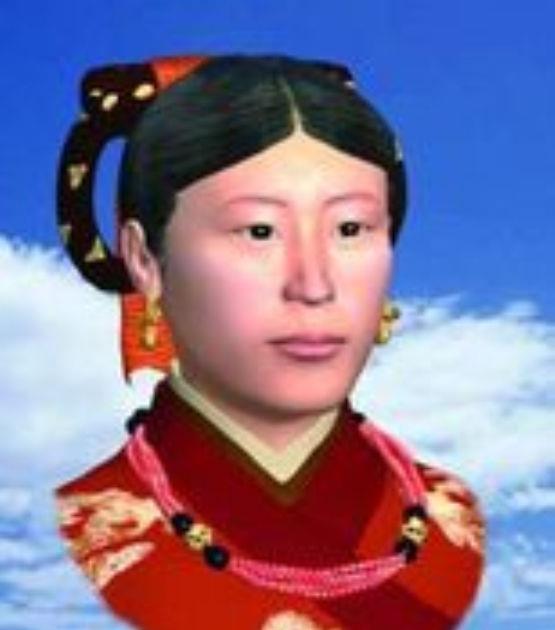 03年，採石場現千年古墓，疑雲重重：棺木鮮紅，墓主被灌水銀