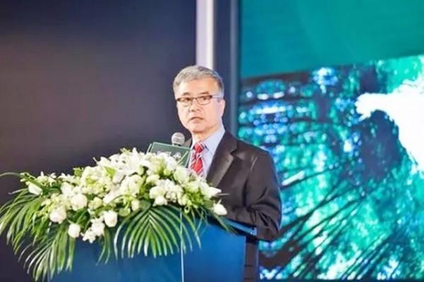 美國首位華裔州長駱家輝,任駐華大使對美忠心耿耿 美國首位華裔州長駱家輝,任駐華大使對美忠心耿耿