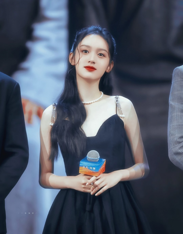 一看就很“貴”的臉長什麼樣? 一看就很“貴”的臉長什麼樣?