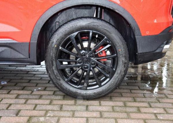 年銷10萬臺,配177Ps,原廠自帶四排尾翼,這SUV不比XR-V探歌香? 年銷10萬臺,配177Ps,原廠自帶四排尾翼,這SUV不比XR-V探歌香?